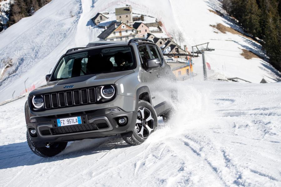  Jeep Renegade Trailhawk 4xe (BU) 2020 года  (EU) (фото 7 из 33)